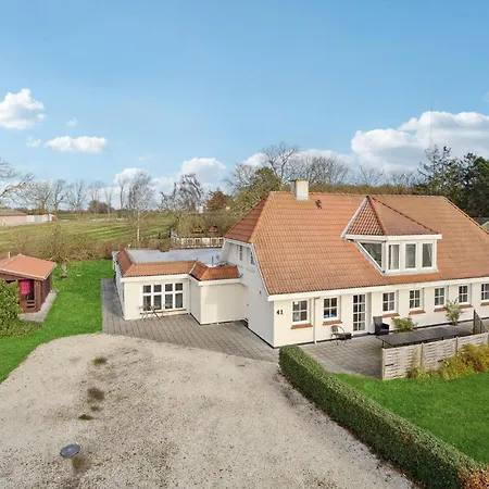 Gorgeous In With Kitchen 度假居 *